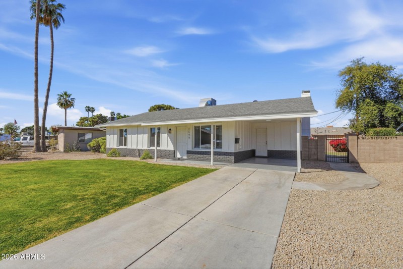 Carport & Extra Long Driveway