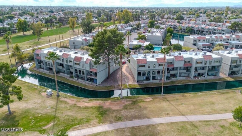 20251229034233912220000000-o