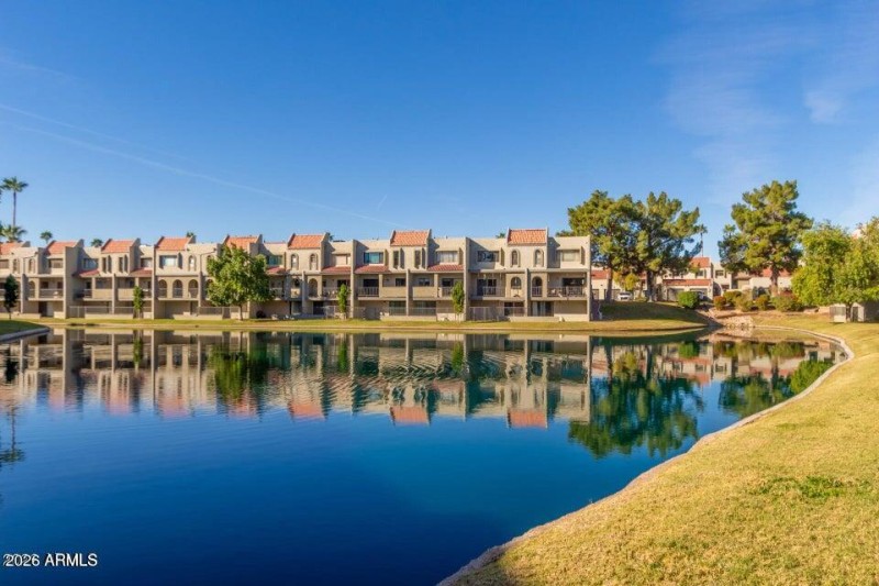 20260116121900240489000000-o