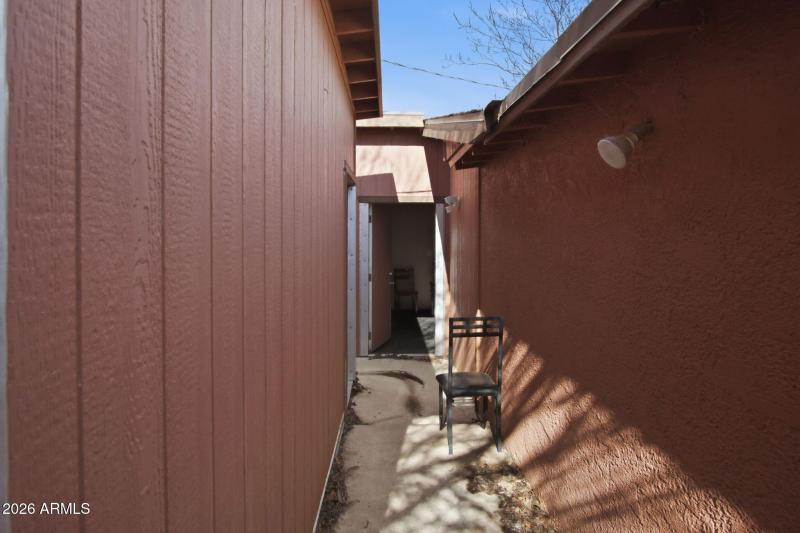 9840_Eighth_St_Mayer_AZ_86333_USA-Exteri