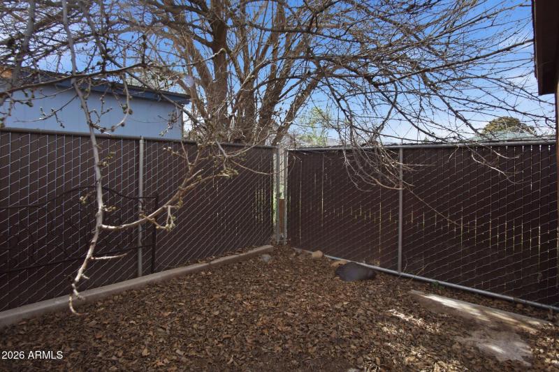 9840_Eighth_St_Mayer_AZ_86333_USA-Exteri