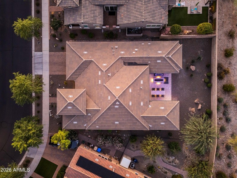 7_20942 w college drive-7