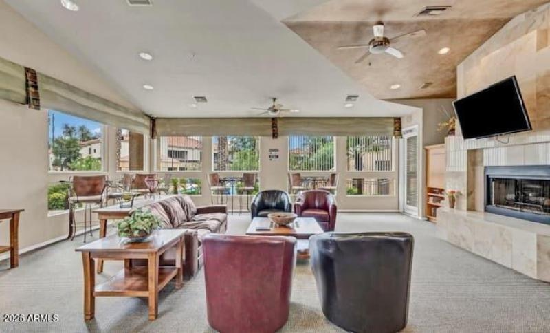 5a39fb89-1982-4cdc-b5d1-8830d8a92604