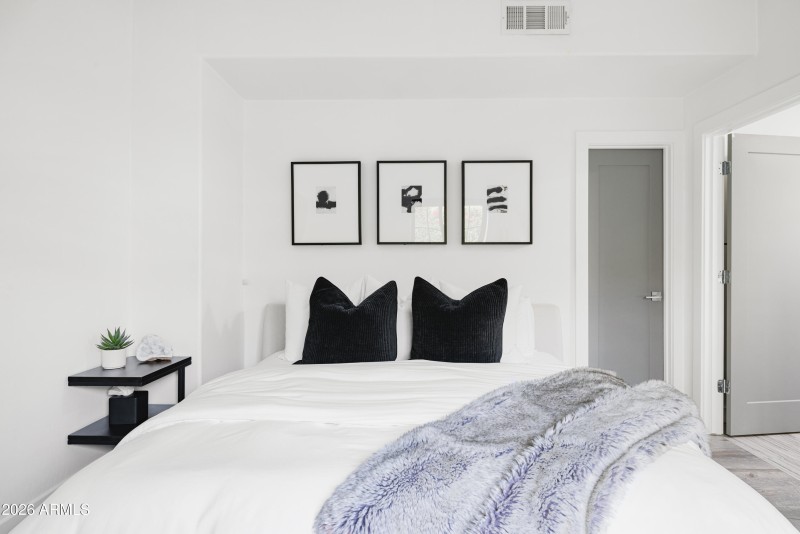 10011 E Windrose Dr, Scottsdale, AZ 8526