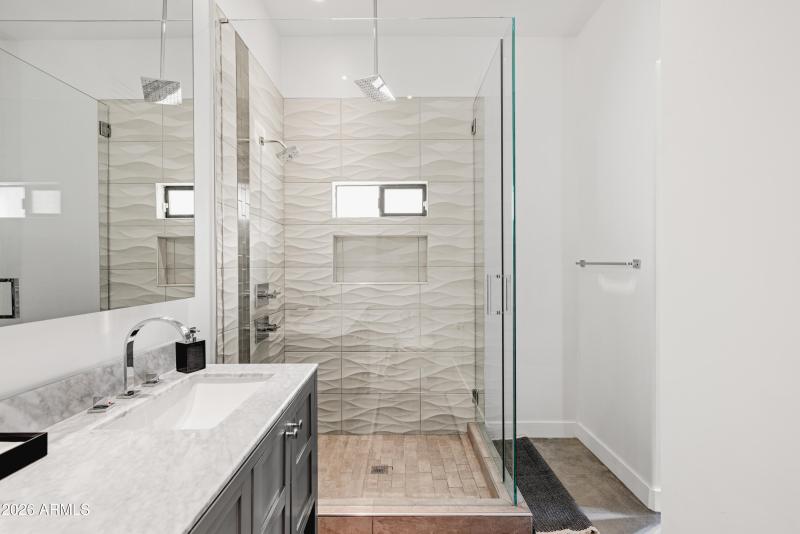 10011 E Windrose Dr, Scottsdale, AZ 8526