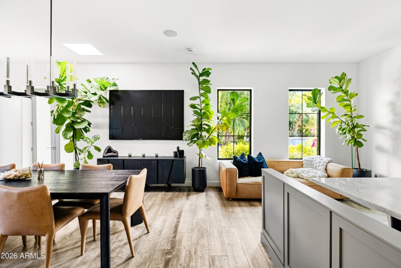 10011 E Windrose Dr, Scottsdale, AZ 8526