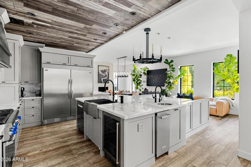 10011 E Windrose Dr, Scottsdale, AZ 8526