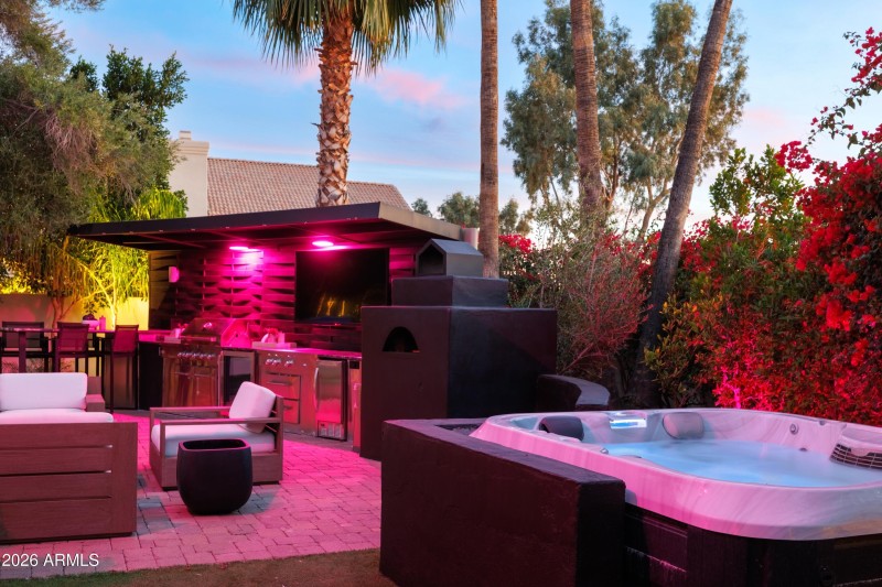 10011 E Windrose Dr, Scottsdale, AZ 8526