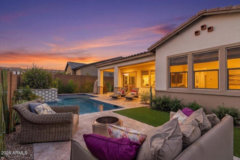 Relaxing Backyard Lifestyle