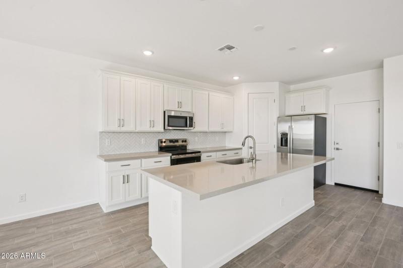 10-web-or-mls-W Camino de Oro-S1103-010