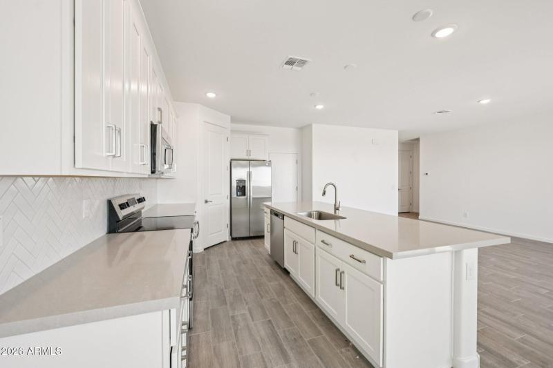 12-web-or-mls-W Camino de Oro-S1103-012