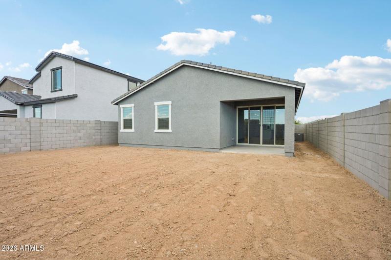 34-web-or-mls-La Senda Dr W-S1103-034
