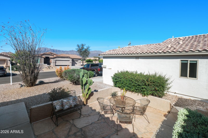 8075-E-Chip-Shot-Court-9