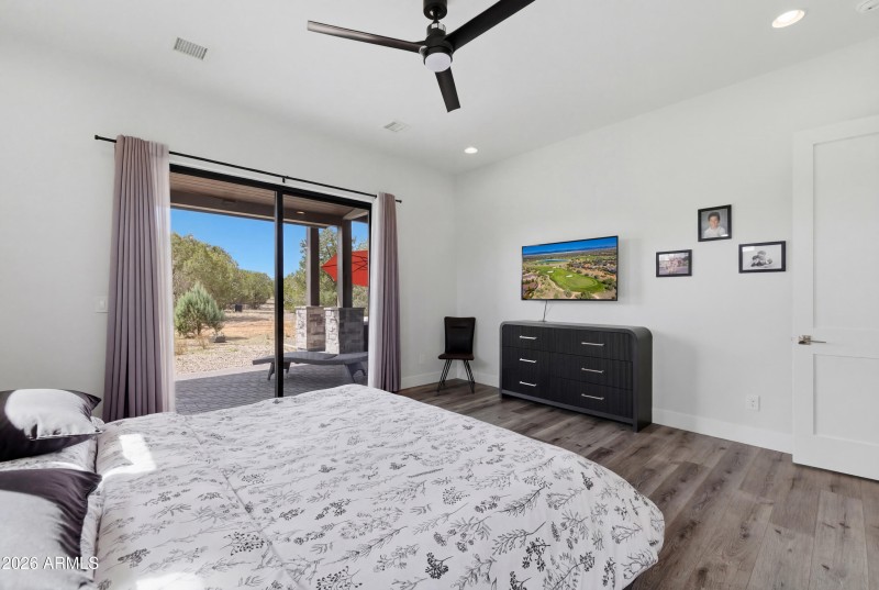 21-Primary Bedroom 2 TV