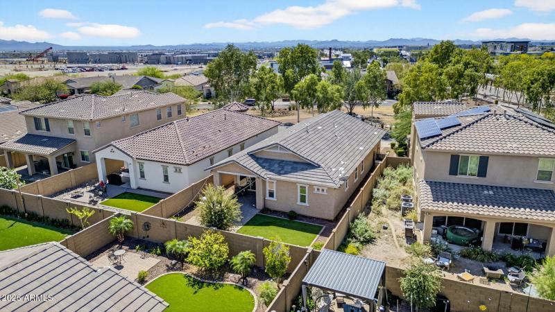 53-web-or-mls-19W Nelson Pl