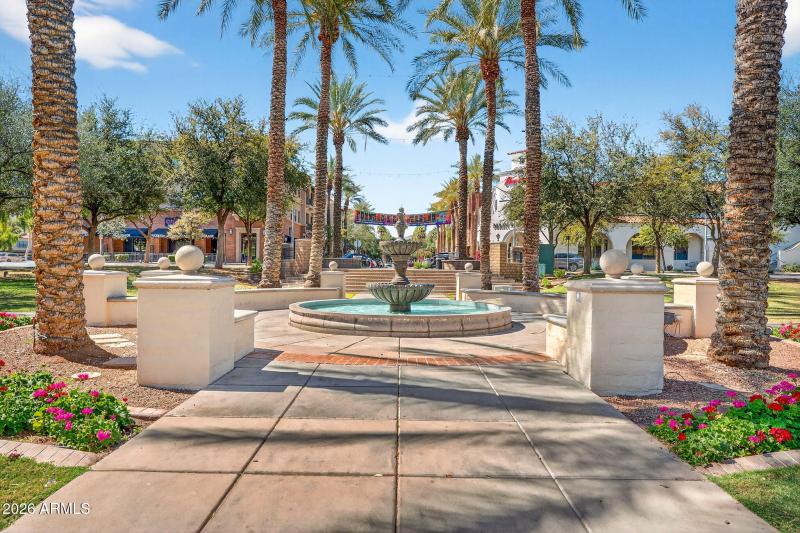 65-web-or-mls-82W Nelson Pl