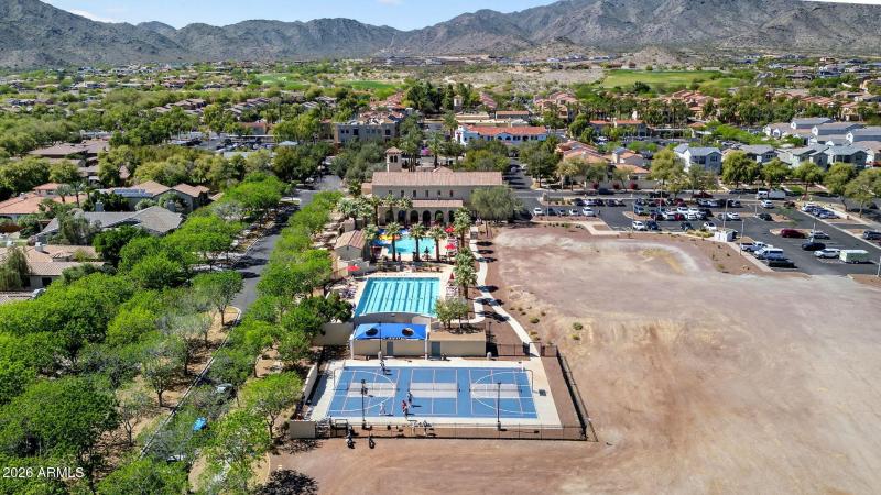 71-web-or-mls-25W Nelson Pl