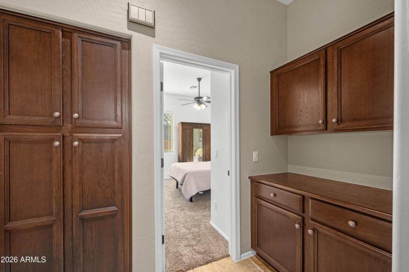 4365-S-Columbine-Way-40