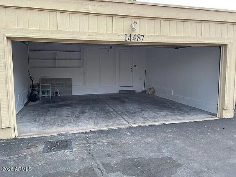 Garage 2