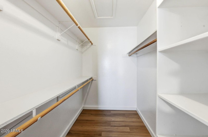 11-web-or-mls-623 W Guadalupe Rd 215 Mes