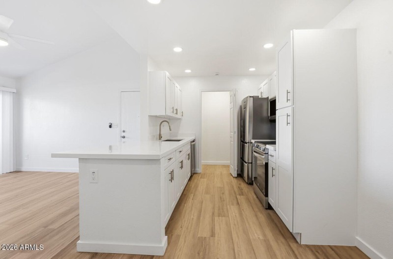 21-web-or-mls-623 W Guadalupe Rd 215 Mes