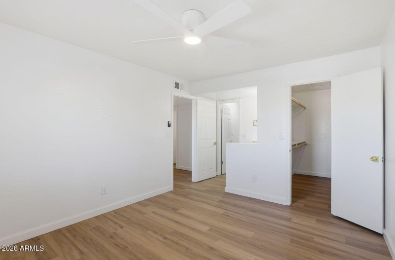 10-web-or-mls-623 W Guadalupe Rd 215 Mes