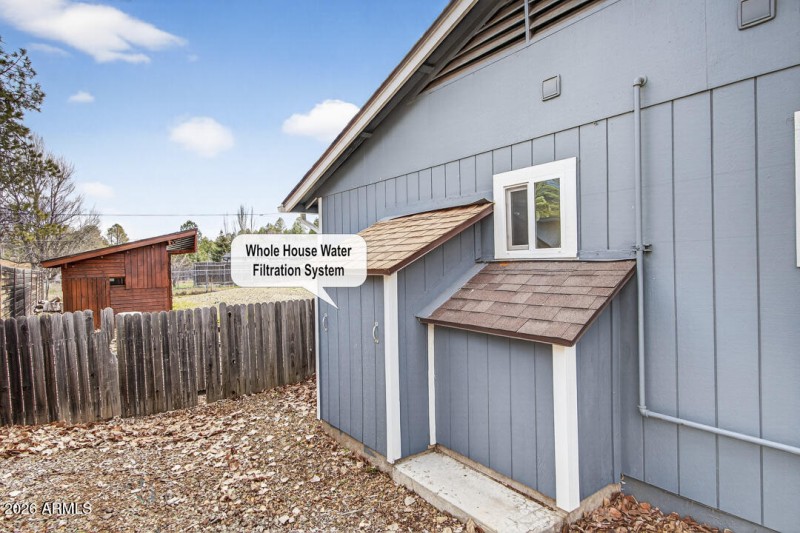 73SenecaDr-Text-4635