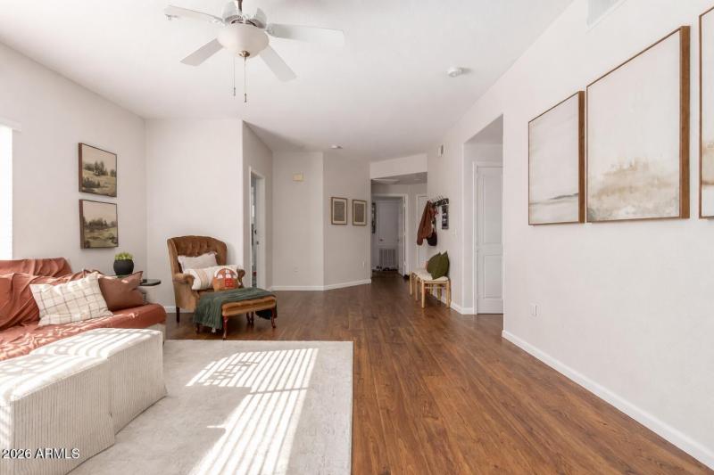 dfd833f6-b5df-4beb-a625-87c0a77be182