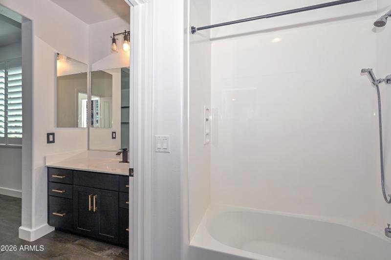 Adjoining Bath-Shower