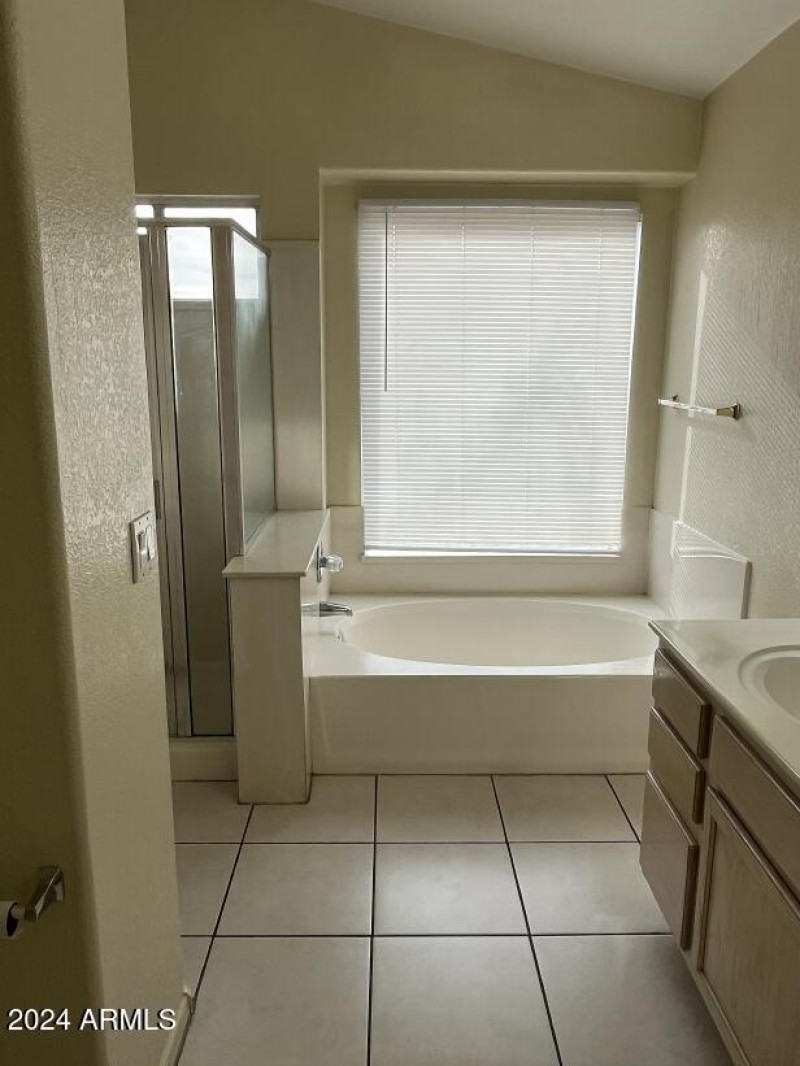 another bathroom picture a