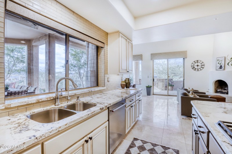 10772 E Yearling Drive - MLS Sized - 009