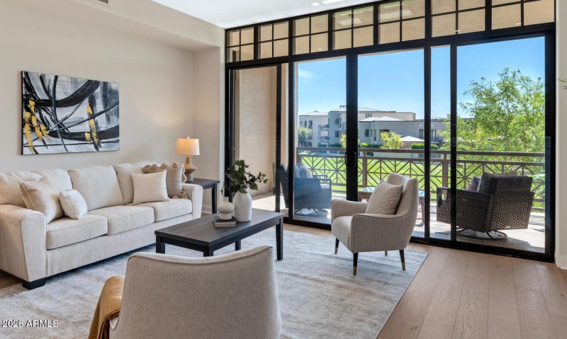 8 Biltmore Estate Dr #209