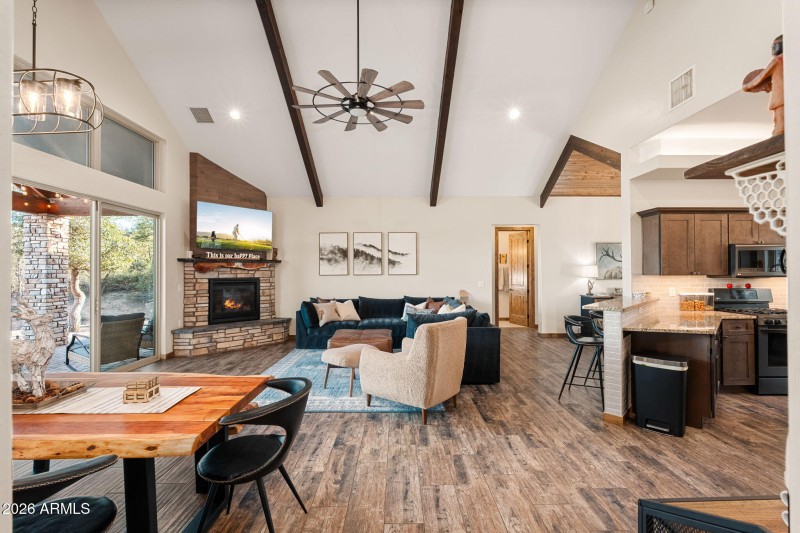 1203 E Cedar Ln - 17