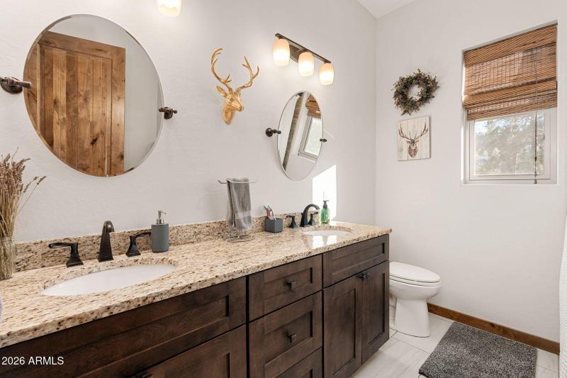 1203 E Cedar Ln - 26