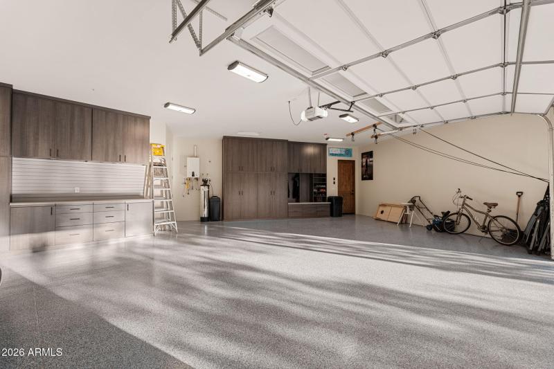 1203 E Cedar Ln - 29