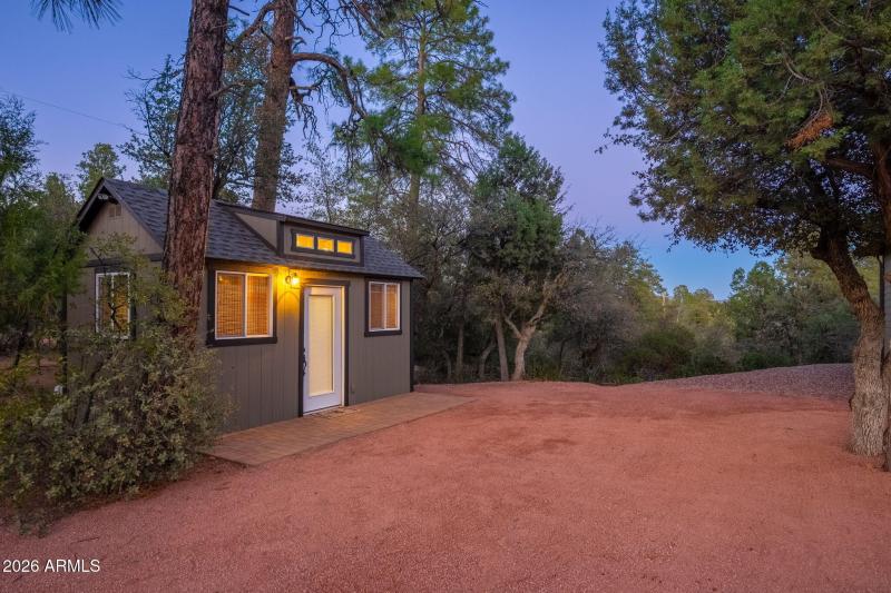 1203 E Cedar Ln - 47