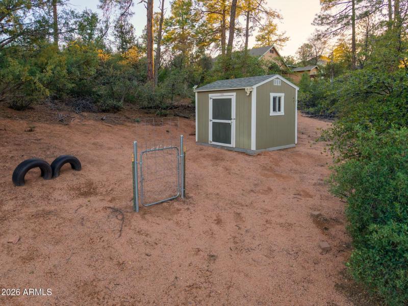 1203 E Cedar Ln - 75