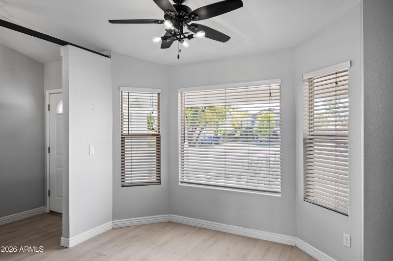 1827 N Sericin Cir-15