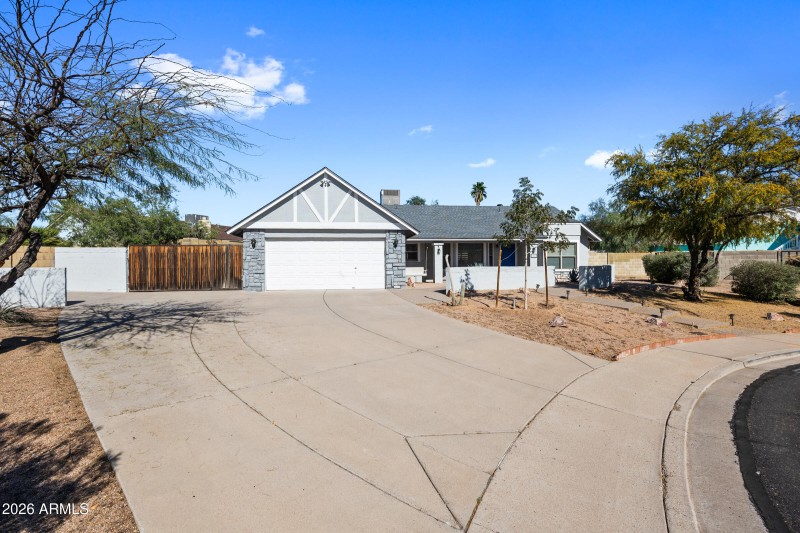 1827 N Sericin Cir-5