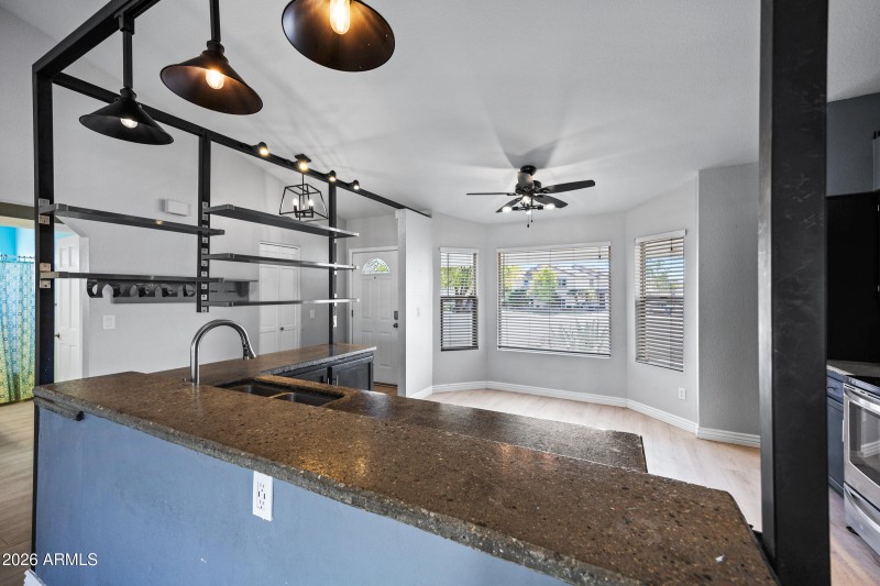 1827 N Sericin Cir-10