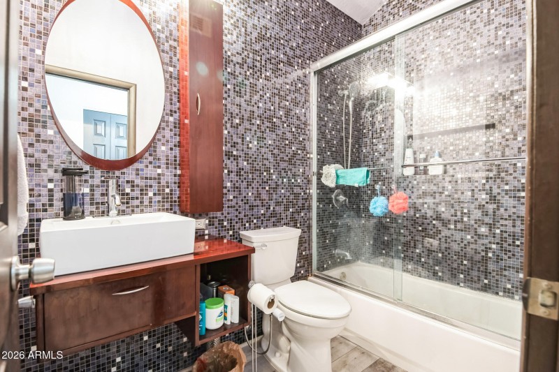 4284_W_Park_Ave_Chandler_AZ_85226_USA-Ba