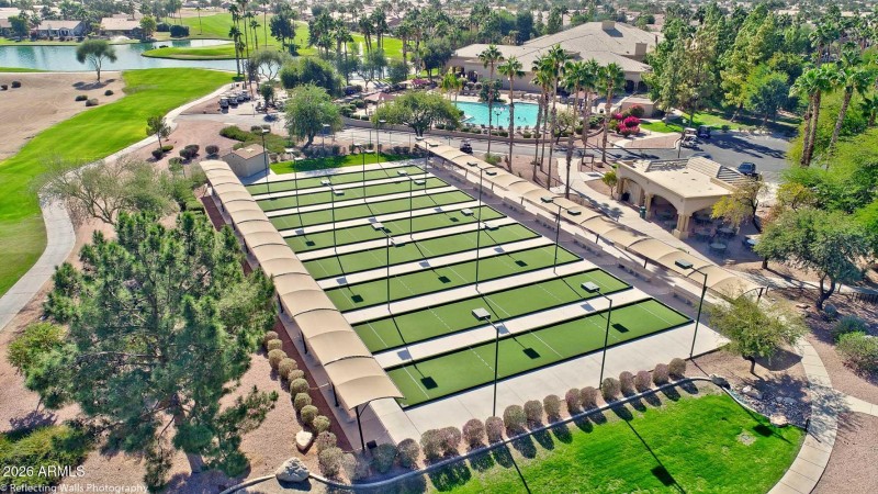 18 - EN Clubhouse Area