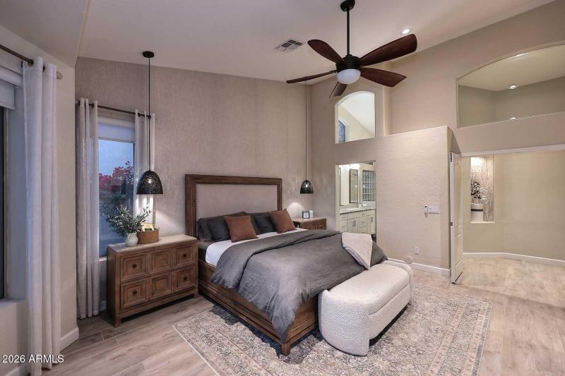 Spotlights and pendant lighting