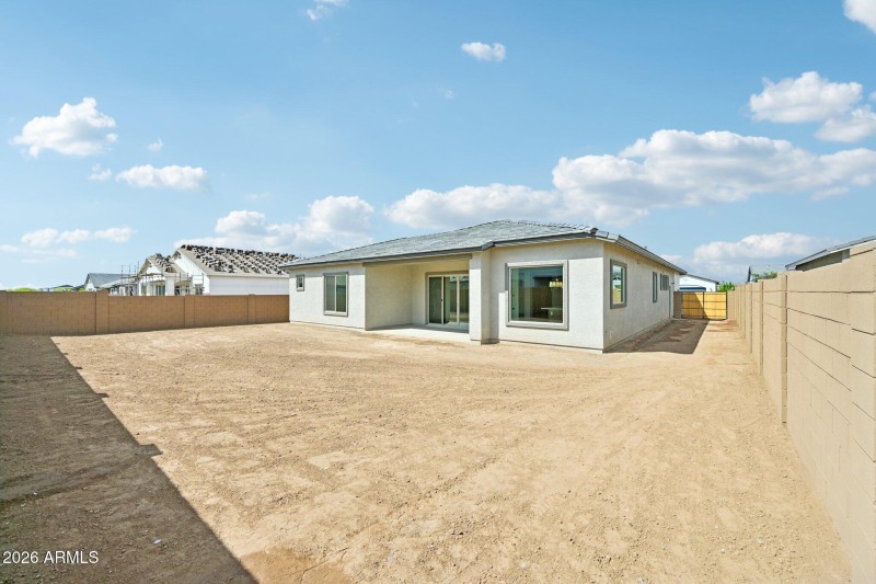 44-web-or-mls-E Twin Acres Dr-S1103-044