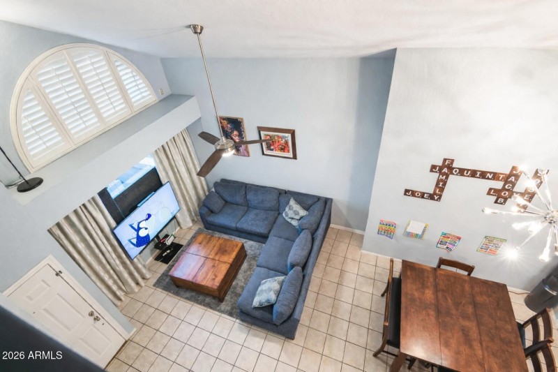 567B6204-4B1E-4817-B557-52E7B464C24D