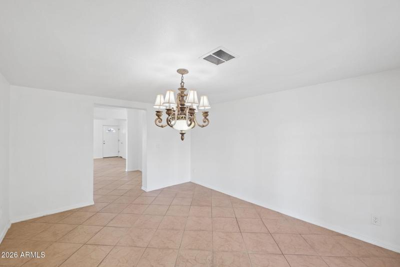 11-web-or-mls-7-s-catalina-st