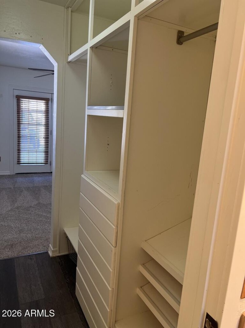 Master Efficienc Closety