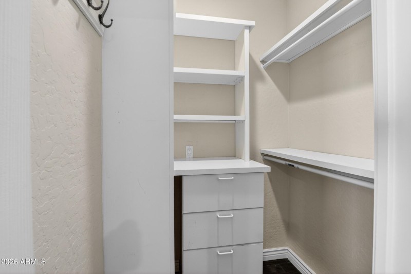 Walk-in closet