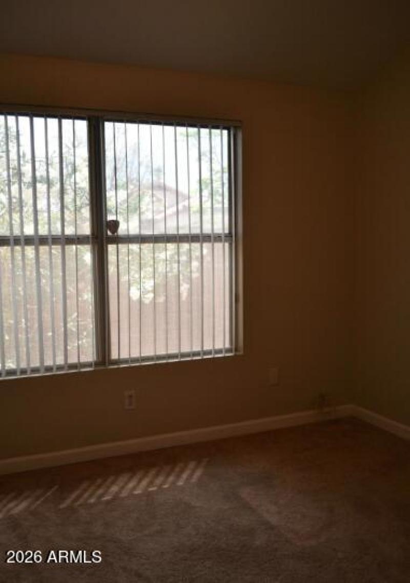 10-1476 E Silver Creek Road