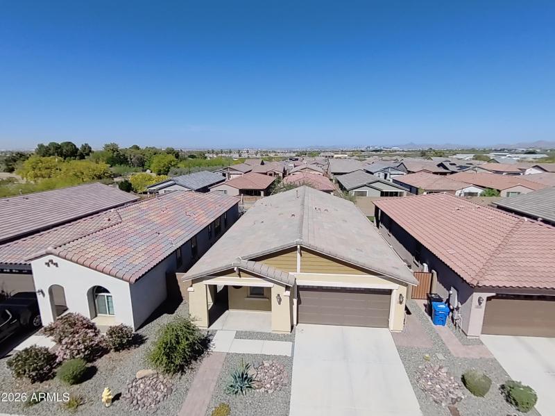 HOVER_20260313_beauty_1773433054718